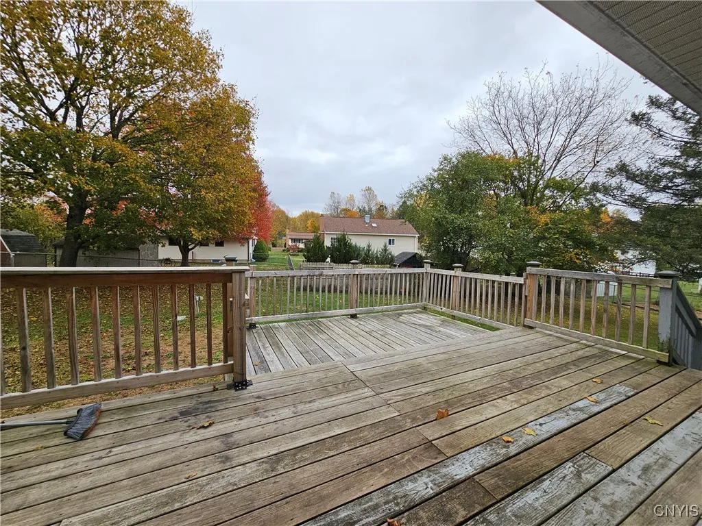 516 Woodburne Drive, Utica, New York 13502, Utica, New York 13502, 3 Bedrooms Bedrooms, 7 Rooms Rooms,2 BathroomsBathrooms,Residential,For Sale,516 Woodburne Drive, Utica, New York 13502,0,S1641045