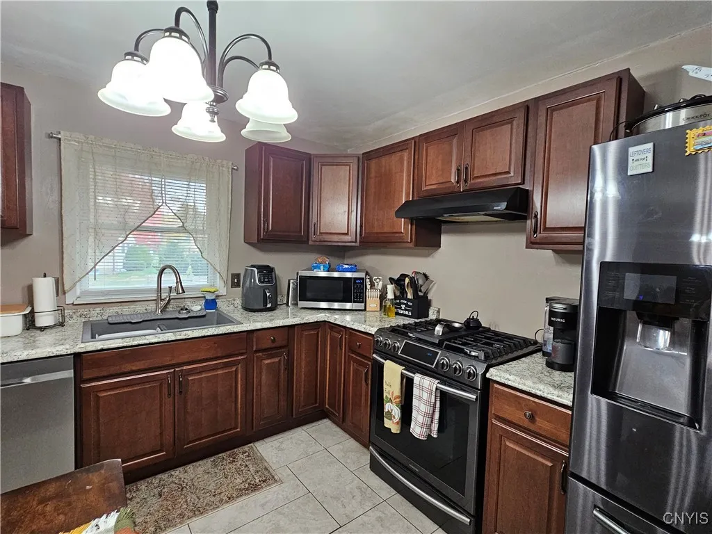 516 Woodburne Drive, Utica, New York 13502, Utica, New York 13502, 3 Bedrooms Bedrooms, 7 Rooms Rooms,2 BathroomsBathrooms,Residential,For Sale,516 Woodburne Drive, Utica, New York 13502,0,S1641045
