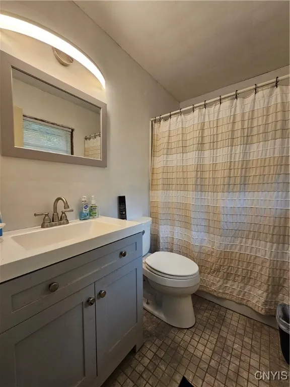 516 Woodburne Drive, Utica, New York 13502, Utica, New York 13502, 3 Bedrooms Bedrooms, 7 Rooms Rooms,2 BathroomsBathrooms,Residential,For Sale,516 Woodburne Drive, Utica, New York 13502,0,S1641045