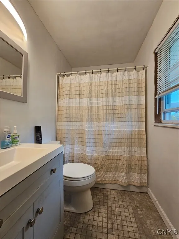 516 Woodburne Drive, Utica, New York 13502, Utica, New York 13502, 3 Bedrooms Bedrooms, 7 Rooms Rooms,2 BathroomsBathrooms,Residential,For Sale,516 Woodburne Drive, Utica, New York 13502,0,S1641045