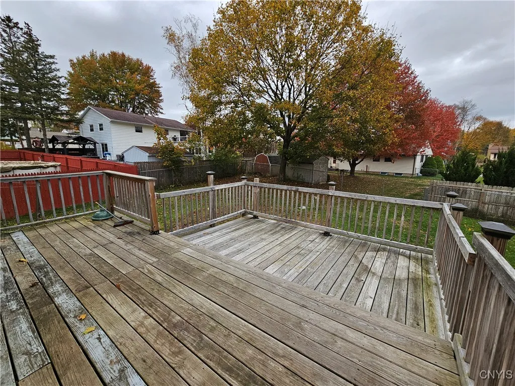 516 Woodburne Drive, Utica, New York 13502, Utica, New York 13502, 3 Bedrooms Bedrooms, 7 Rooms Rooms,2 BathroomsBathrooms,Residential,For Sale,516 Woodburne Drive, Utica, New York 13502,0,S1641045