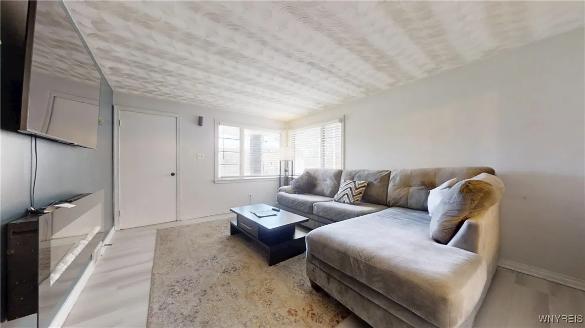 1734 Elmwood Avenue, Niagara Falls, New York 14301, Niagara Falls, New York 14301, 3 Bedrooms Bedrooms, 6 Rooms Rooms,1 BathroomBathrooms,Residential Lease,Closed,1734 Elmwood Avenue, Niagara Falls, New York 14301,0,B1641089