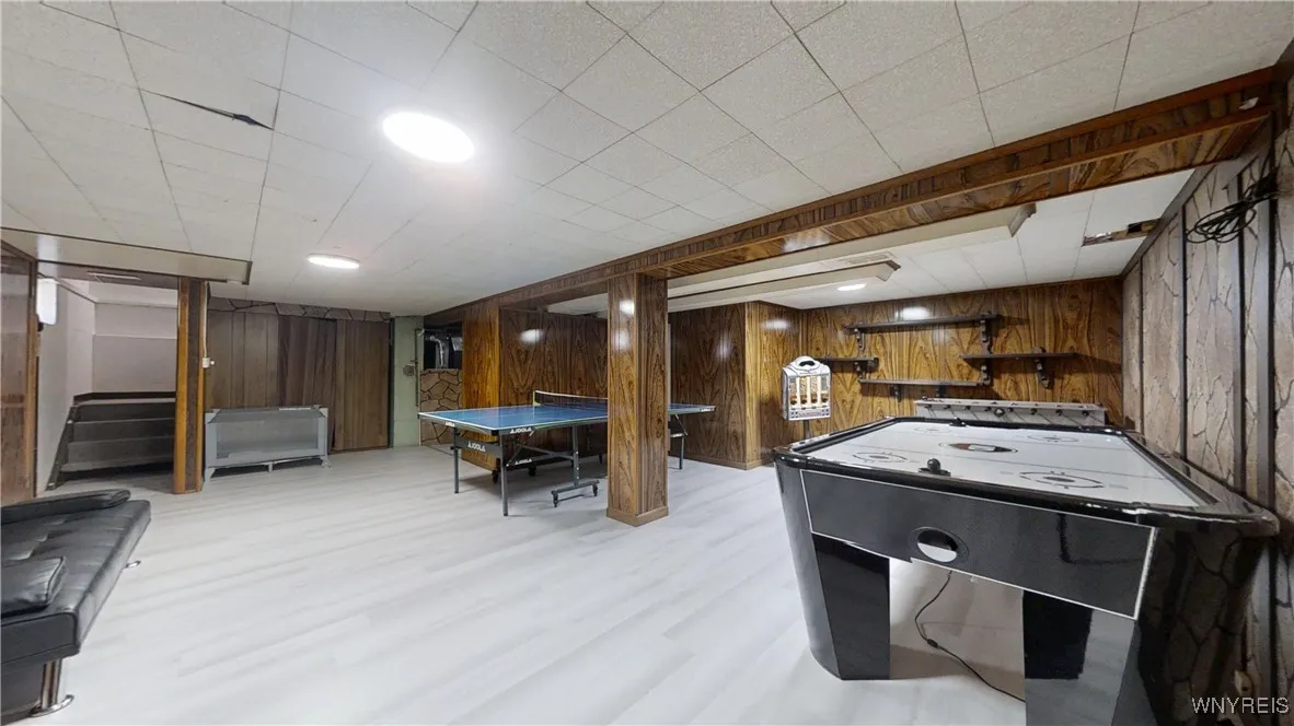 1734 Elmwood Avenue, Niagara Falls, New York 14301, Niagara Falls, New York 14301, 3 Bedrooms Bedrooms, 6 Rooms Rooms,1 BathroomBathrooms,Residential Lease,Closed,1734 Elmwood Avenue, Niagara Falls, New York 14301,0,B1641089
