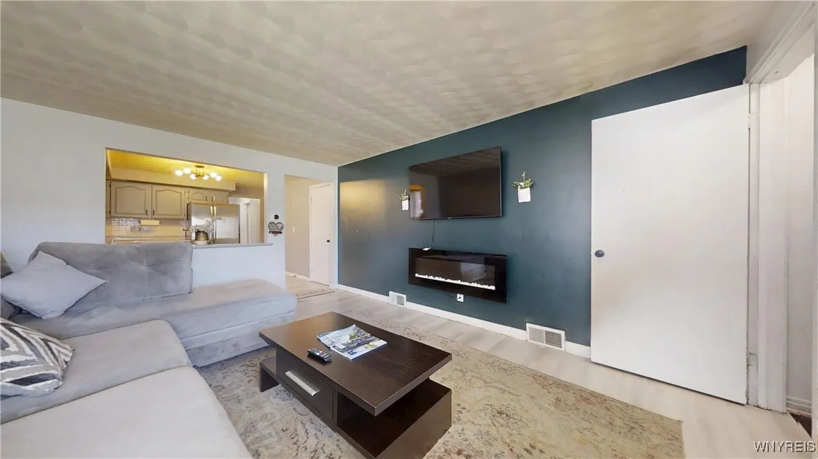 1734 Elmwood Avenue, Niagara Falls, New York 14301, Niagara Falls, New York 14301, 3 Bedrooms Bedrooms, 6 Rooms Rooms,1 BathroomBathrooms,Residential Lease,Closed,1734 Elmwood Avenue, Niagara Falls, New York 14301,0,B1641089