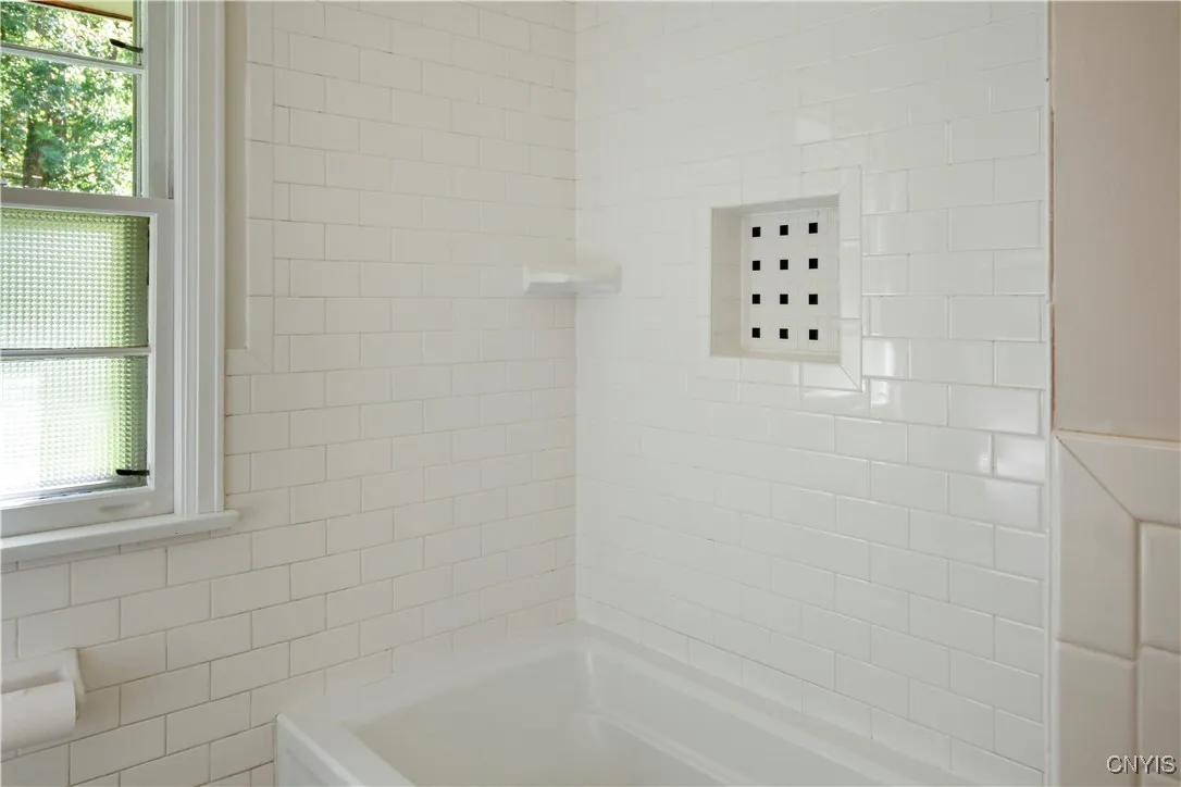 119 Fairfield Street, Manlius, New York 13066, Manlius, New York 13066, 3 Bedrooms Bedrooms, 7 Rooms Rooms,2 BathroomsBathrooms,Residential,Closed,119 Fairfield Street, Manlius, New York 13066,0,S1640575