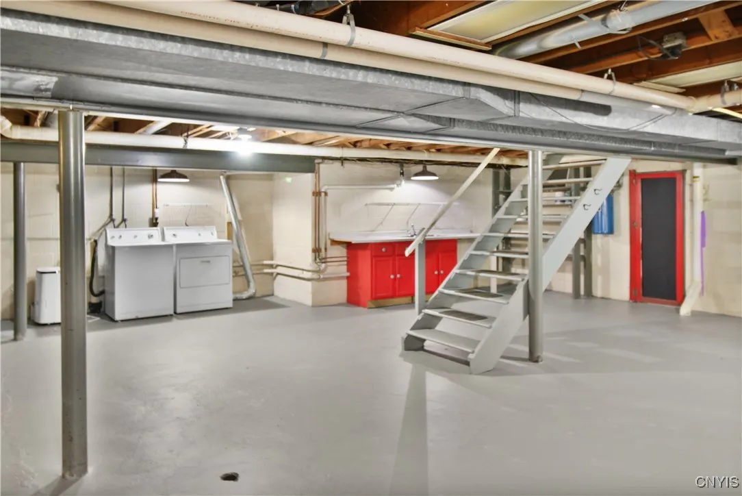 119 Fairfield Street, Manlius, New York 13066, Manlius, New York 13066, 3 Bedrooms Bedrooms, 7 Rooms Rooms,2 BathroomsBathrooms,Residential,Closed,119 Fairfield Street, Manlius, New York 13066,0,S1640575