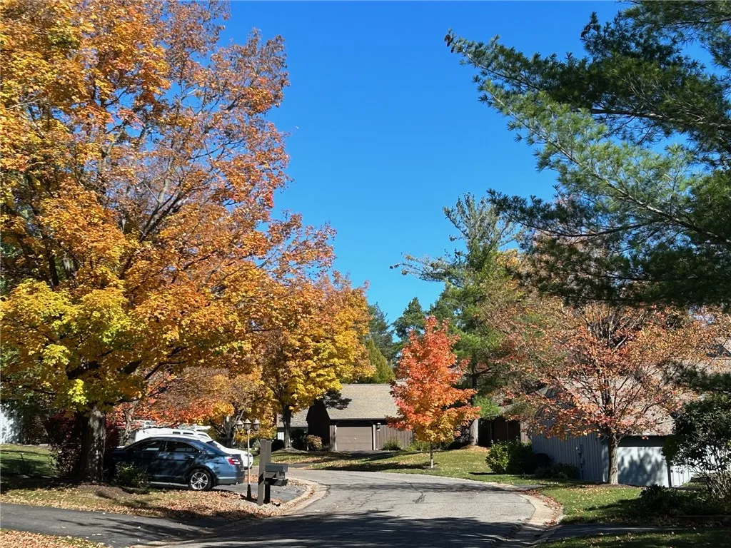 Andrew Way Street View