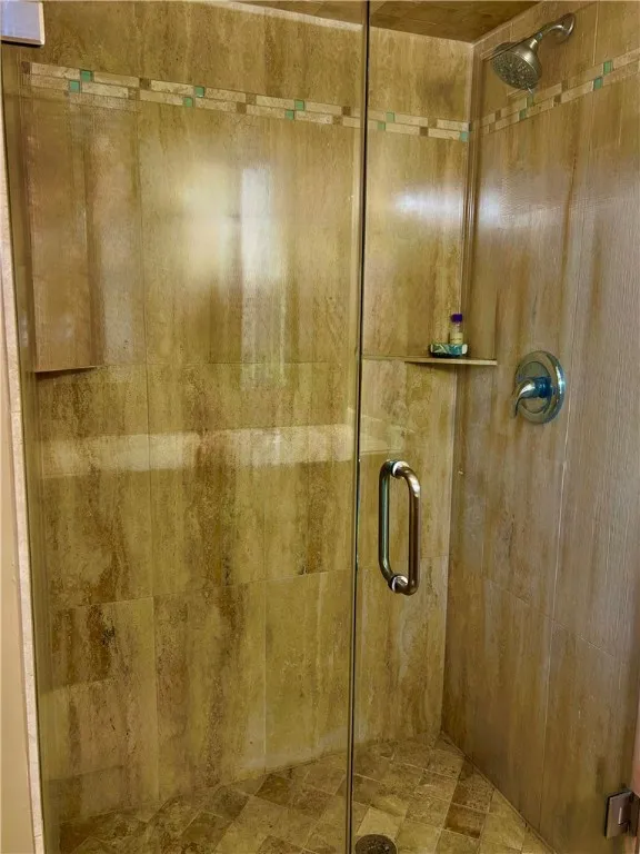 Primary WalkIn Shower Reflections do make a good pic difficult