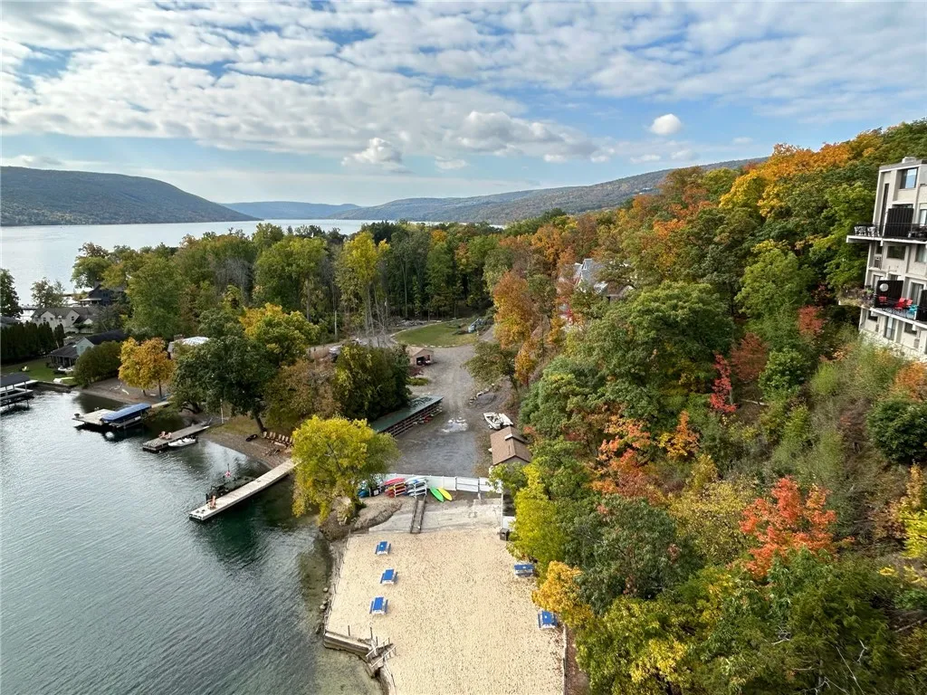 The Bristol Harbour Beach with Amazing Views