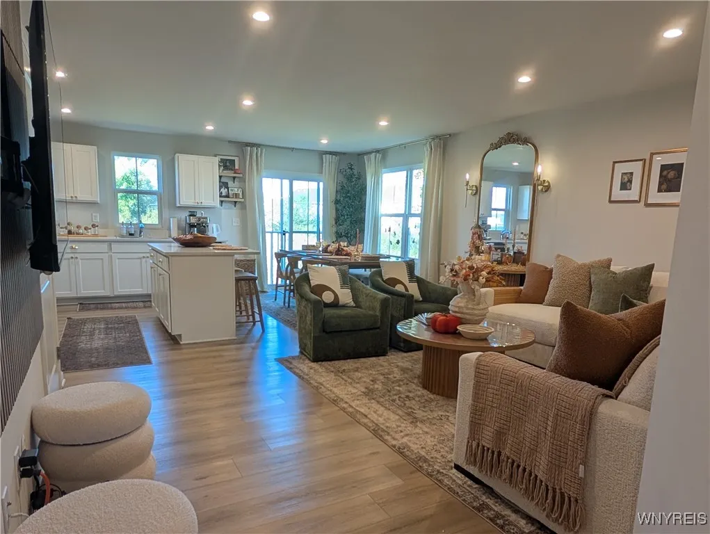 166 Grant Blvd, West Seneca, New York 14218, West Seneca, New York 14218, 3 Bedrooms Bedrooms, 5 Rooms Rooms,2 BathroomsBathrooms,Residential Lease,For Rent,166 Grant Blvd, West Seneca, New York 14218,0,B1641190
