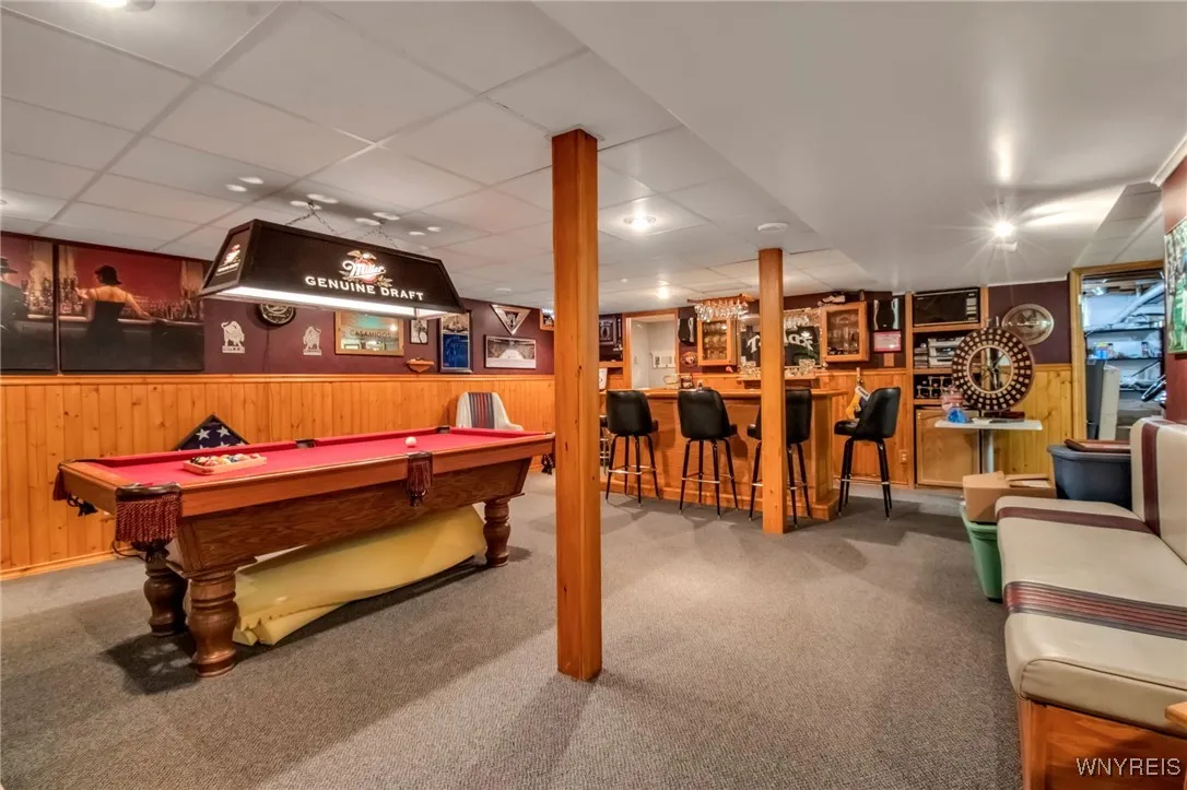 awesome bar for entertaining