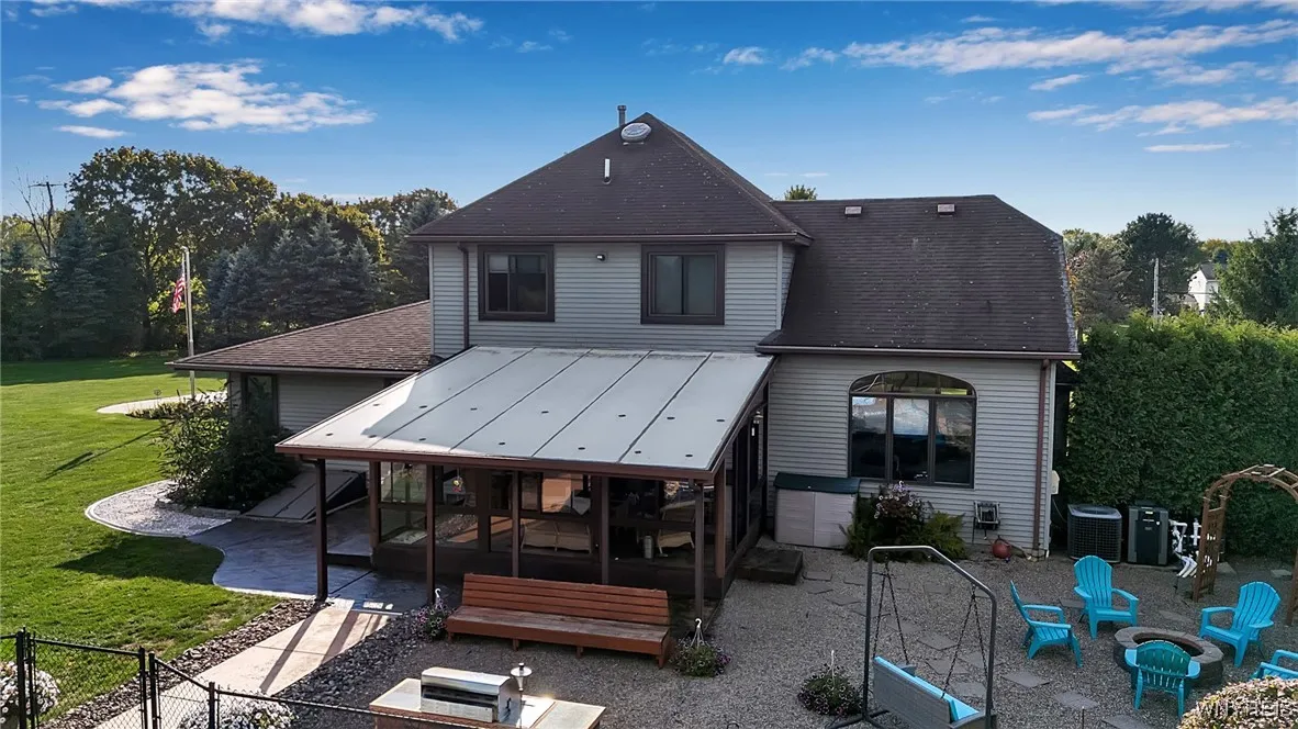 791 Girdle Road, Aurora, New York 14052, Elma, New York 14052, 4 Bedrooms Bedrooms, 9 Rooms Rooms,2 BathroomsBathrooms,Residential,Closed,791 Girdle Road, Aurora, New York 14052,0,B1640849