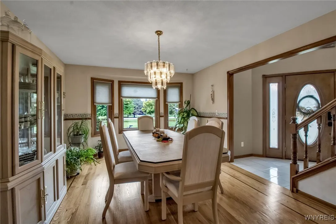 791 Girdle Road, Aurora, New York 14052, Elma, New York 14052, 4 Bedrooms Bedrooms, 9 Rooms Rooms,2 BathroomsBathrooms,Residential,Closed,791 Girdle Road, Aurora, New York 14052,0,B1640849