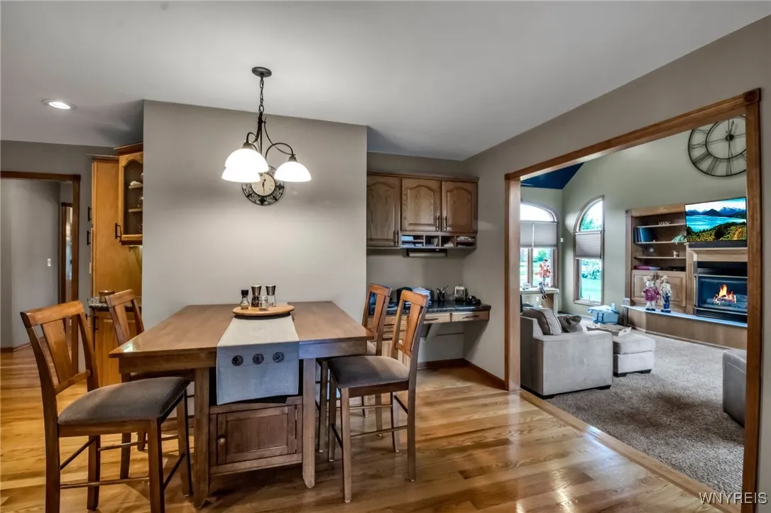 791 Girdle Road, Aurora, New York 14052, Elma, New York 14052, 4 Bedrooms Bedrooms, 9 Rooms Rooms,2 BathroomsBathrooms,Residential,Closed,791 Girdle Road, Aurora, New York 14052,0,B1640849