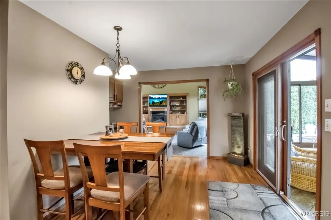 791 Girdle Road, Aurora, New York 14052, Elma, New York 14052, 4 Bedrooms Bedrooms, 9 Rooms Rooms,2 BathroomsBathrooms,Residential,Closed,791 Girdle Road, Aurora, New York 14052,0,B1640849