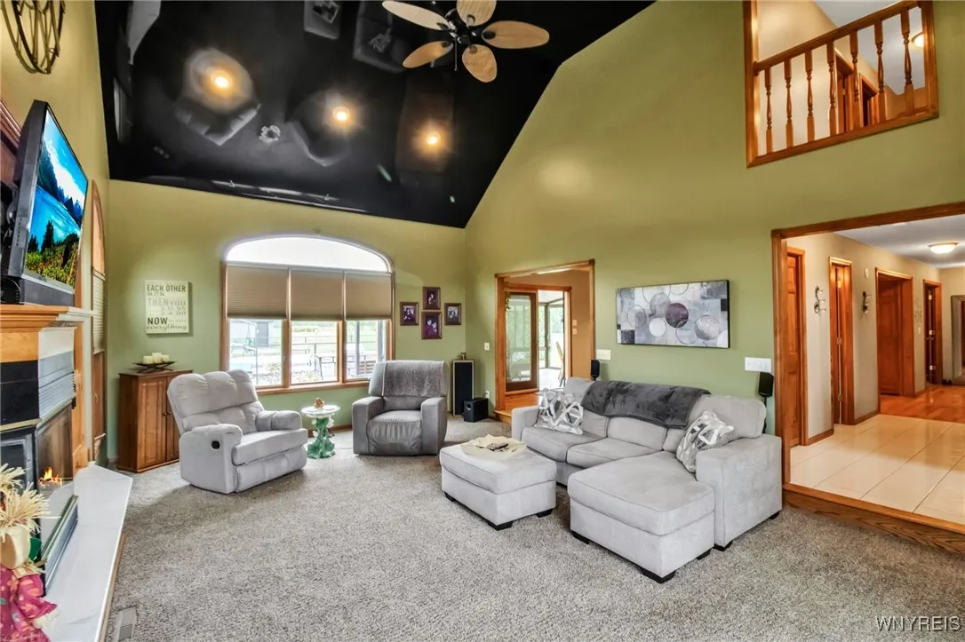 791 Girdle Road, Aurora, New York 14052, Elma, New York 14052, 4 Bedrooms Bedrooms, 9 Rooms Rooms,2 BathroomsBathrooms,Residential,Closed,791 Girdle Road, Aurora, New York 14052,0,B1640849