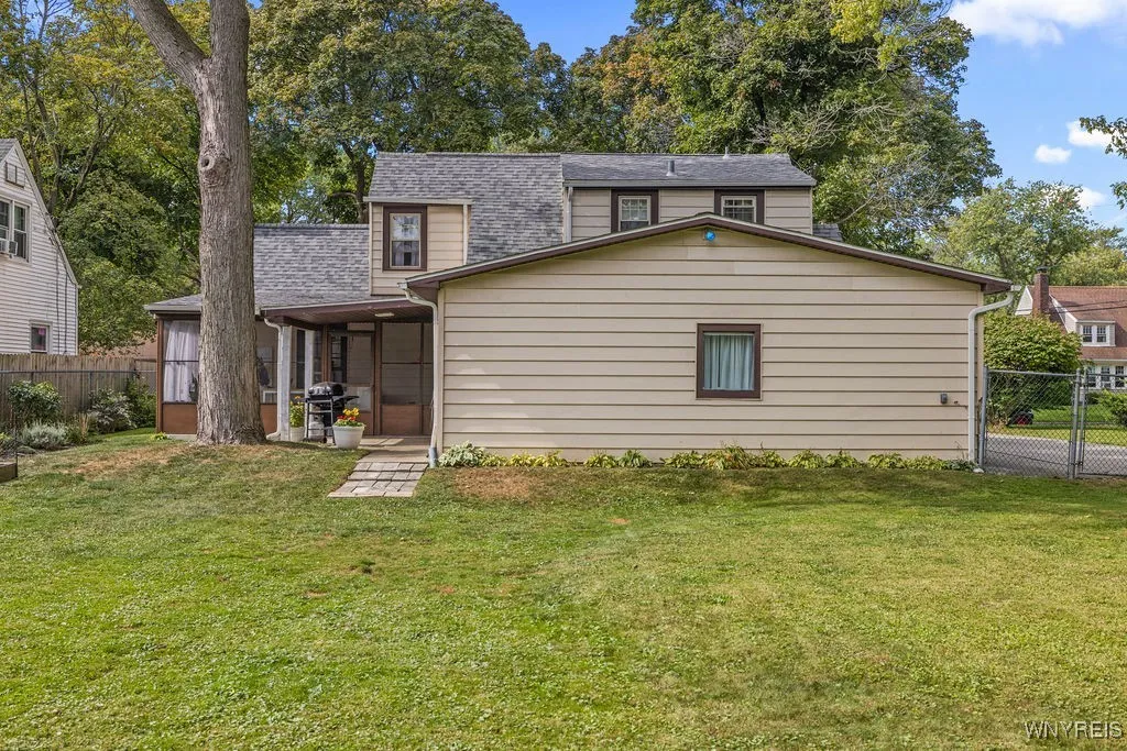 177 59th Street, Niagara Falls, New York 14304, Niagara Falls, New York 14304, 2 Bedrooms Bedrooms, 7 Rooms Rooms,2 BathroomsBathrooms,Residential,Closed,177 59th Street, Niagara Falls, New York 14304,0,B1641184