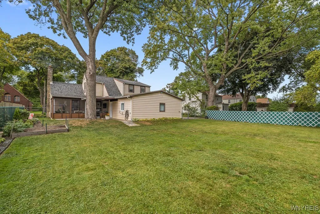 177 59th Street, Niagara Falls, New York 14304, Niagara Falls, New York 14304, 2 Bedrooms Bedrooms, 7 Rooms Rooms,2 BathroomsBathrooms,Residential,Closed,177 59th Street, Niagara Falls, New York 14304,0,B1641184