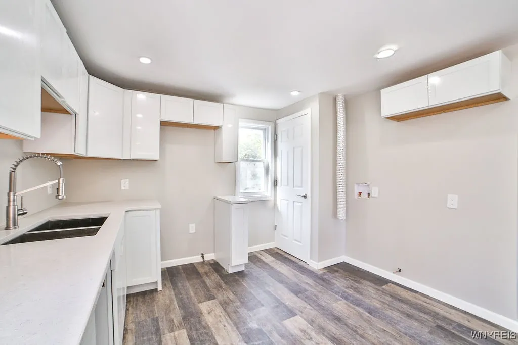 367 Phyllis Avenue, Buffalo, New York 14215, Buffalo, New York 14215, 3 Bedrooms Bedrooms, 5 Rooms Rooms,2 BathroomsBathrooms,Residential,For Sale,367 Phyllis Avenue, Buffalo, New York 14215,0,B1641254