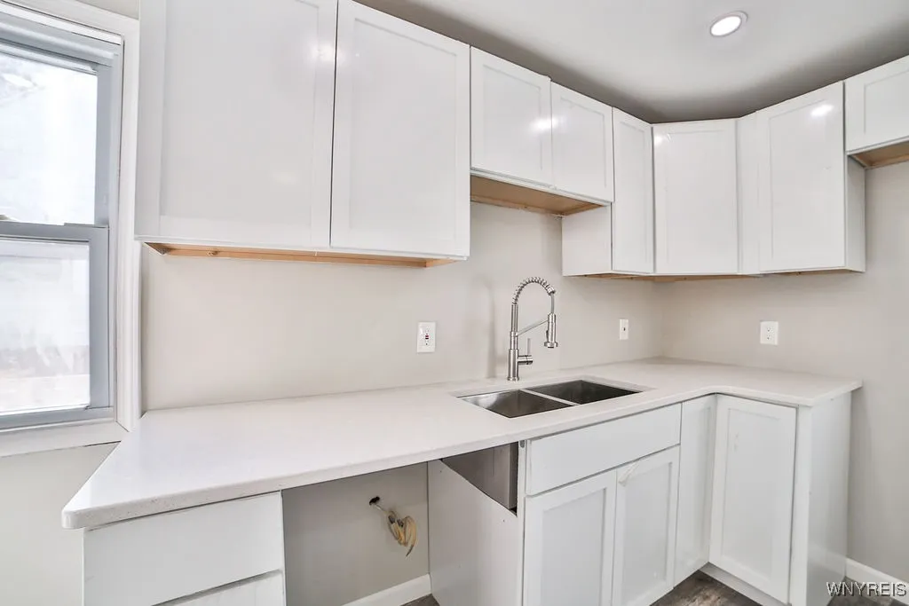 367 Phyllis Avenue, Buffalo, New York 14215, Buffalo, New York 14215, 3 Bedrooms Bedrooms, 5 Rooms Rooms,2 BathroomsBathrooms,Residential,For Sale,367 Phyllis Avenue, Buffalo, New York 14215,0,B1641254