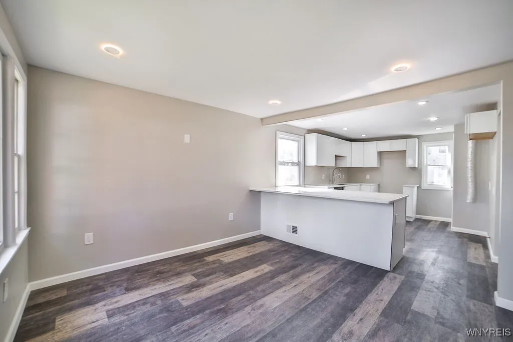 367 Phyllis Avenue, Buffalo, New York 14215, Buffalo, New York 14215, 3 Bedrooms Bedrooms, 5 Rooms Rooms,2 BathroomsBathrooms,Residential,For Sale,367 Phyllis Avenue, Buffalo, New York 14215,0,B1641254