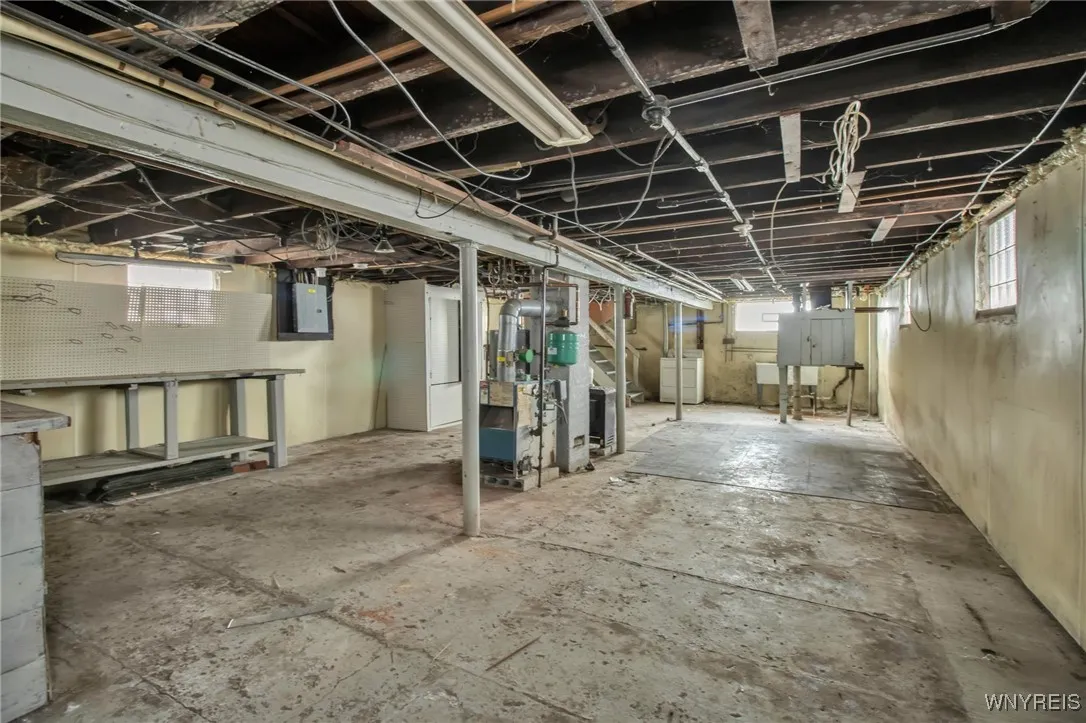 296 Fenton Street, Buffalo, New York 14206, Buffalo, New York 14202, 4 Bedrooms Bedrooms, 9 Rooms Rooms,1 BathroomBathrooms,Residential,For Sale,296 Fenton Street, Buffalo, New York 14206,0,B1641224