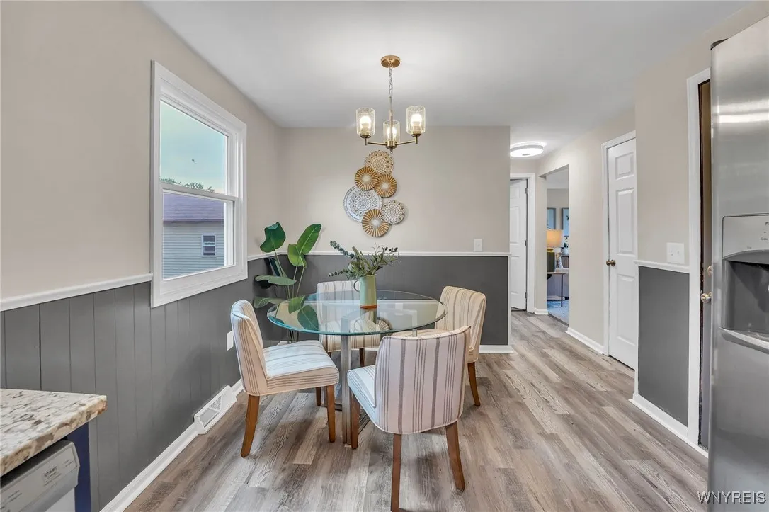 261 Ehinger Drive, West Seneca, New York 14224, West Seneca, New York 14224, 3 Bedrooms Bedrooms, 5 Rooms Rooms,2 BathroomsBathrooms,Residential,Closed,261 Ehinger Drive, West Seneca, New York 14224,0,B1639733