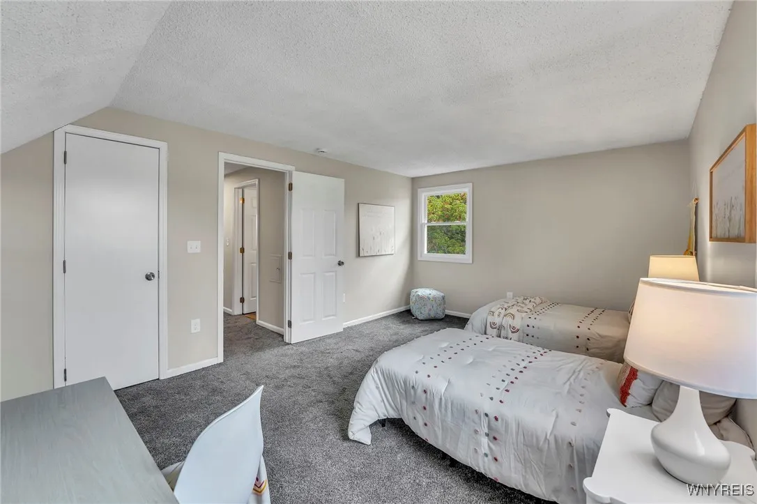 261 Ehinger Drive, West Seneca, New York 14224, West Seneca, New York 14224, 3 Bedrooms Bedrooms, 5 Rooms Rooms,2 BathroomsBathrooms,Residential,Closed,261 Ehinger Drive, West Seneca, New York 14224,0,B1639733