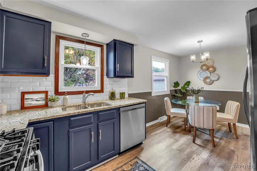 261 Ehinger Drive, West Seneca, New York 14224, West Seneca, New York 14224, 3 Bedrooms Bedrooms, 5 Rooms Rooms,2 BathroomsBathrooms,Residential,Closed,261 Ehinger Drive, West Seneca, New York 14224,0,B1639733