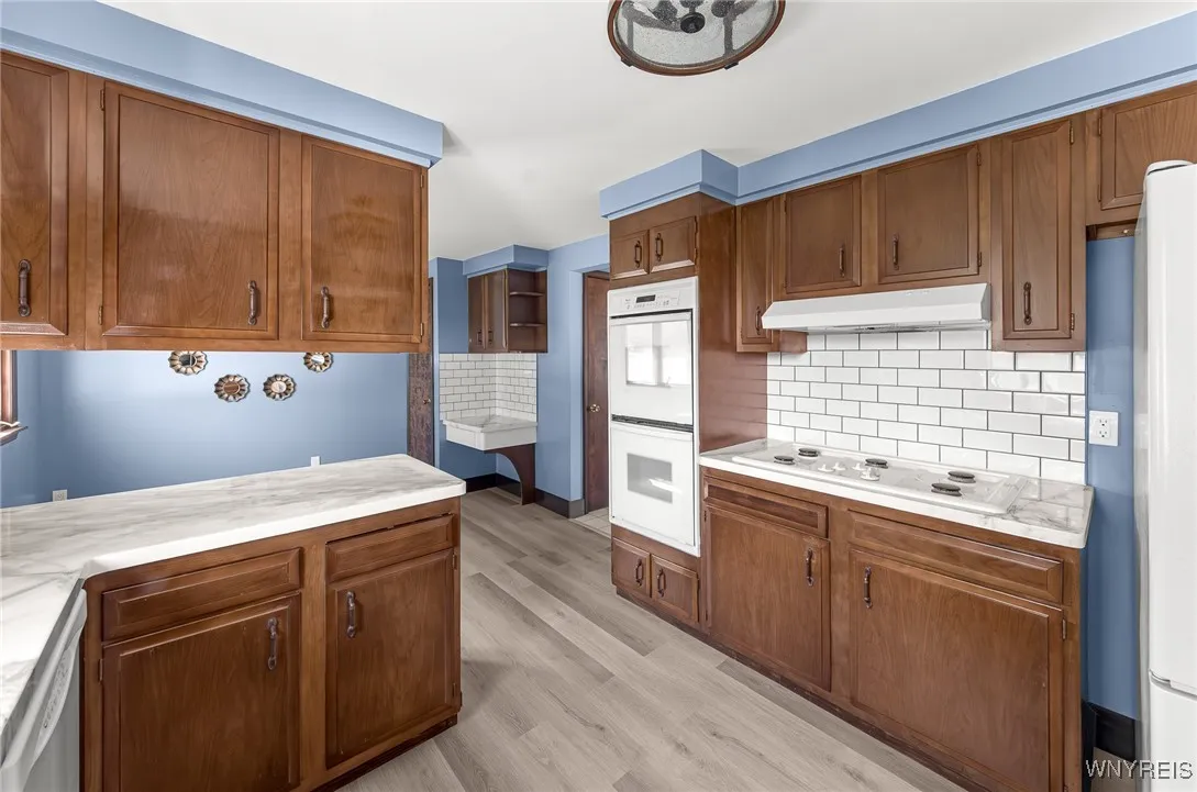 199 Willowgrove S, Tonawanda, New York 14150, Tonawanda, New York 14150, 4 Bedrooms Bedrooms, 9 Rooms Rooms,2 BathroomsBathrooms,Residential,For Sale,199 Willowgrove S, Tonawanda, New York 14150,0,B1640798