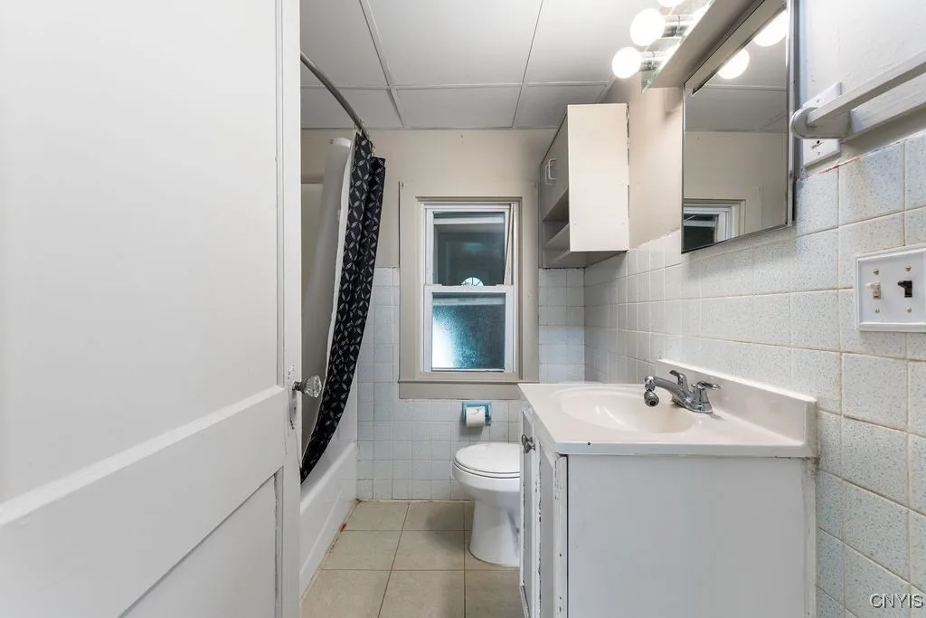 308 Mccool Avenue, Dewitt, New York 13057, De Witt, New York 13057, 4 Bedrooms Bedrooms, ,2 BathroomsBathrooms,Residential,For Sale,308 Mccool Avenue, Dewitt, New York 13057,0,S1638665