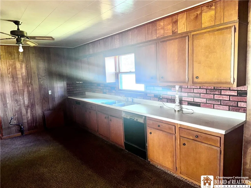60 Fairview Avenue, Dunkirk, New York 14048, Dunkirk, New York 14048, 3 Bedrooms Bedrooms, 8 Rooms Rooms,1 BathroomBathrooms,Residential,For Sale,60 Fairview Avenue, Dunkirk, New York 14048,0,R1641283