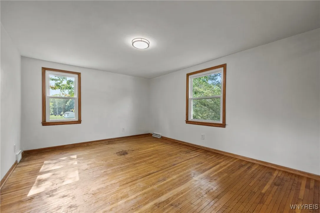 6964 Creekview Drive, Pendleton, New York 14094, Pendleton, New York 14094, 3 Bedrooms Bedrooms, 7 Rooms Rooms,1 BathroomBathrooms,Residential,For Sale,6964 Creekview Drive, Pendleton, New York 14094,0,B1641226
