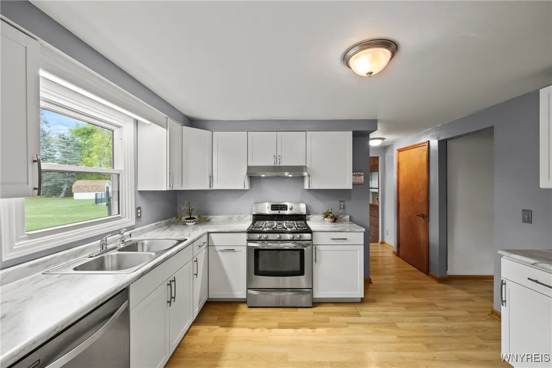6964 Creekview Drive, Pendleton, New York 14094, Pendleton, New York 14094, 3 Bedrooms Bedrooms, 7 Rooms Rooms,1 BathroomBathrooms,Residential,For Sale,6964 Creekview Drive, Pendleton, New York 14094,0,B1641226