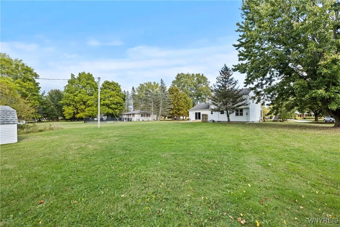 6964 Creekview Drive, Pendleton, New York 14094, Pendleton, New York 14094, 3 Bedrooms Bedrooms, 7 Rooms Rooms,1 BathroomBathrooms,Residential,For Sale,6964 Creekview Drive, Pendleton, New York 14094,0,B1641226