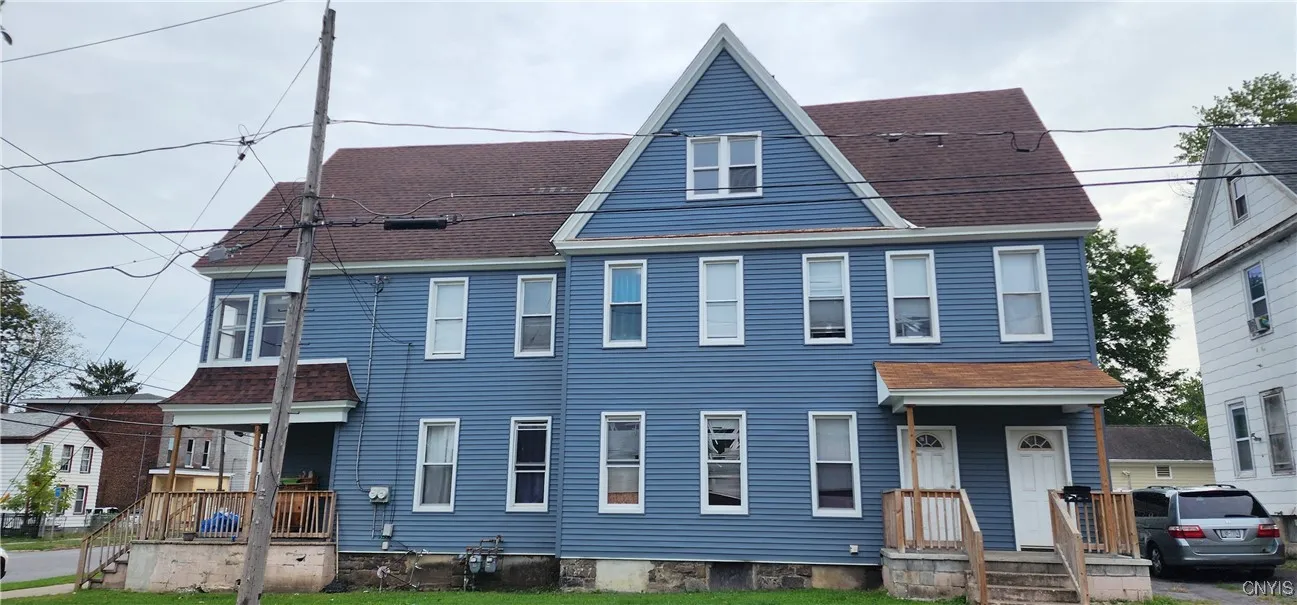 1511 Whitesboro Street, Utica, New York 13502, Utica, New York 13502, 6 Bedrooms Bedrooms, ,3 BathroomsBathrooms,Residential,For Sale,1511 Whitesboro Street, Utica, New York 13502,0,S1641262