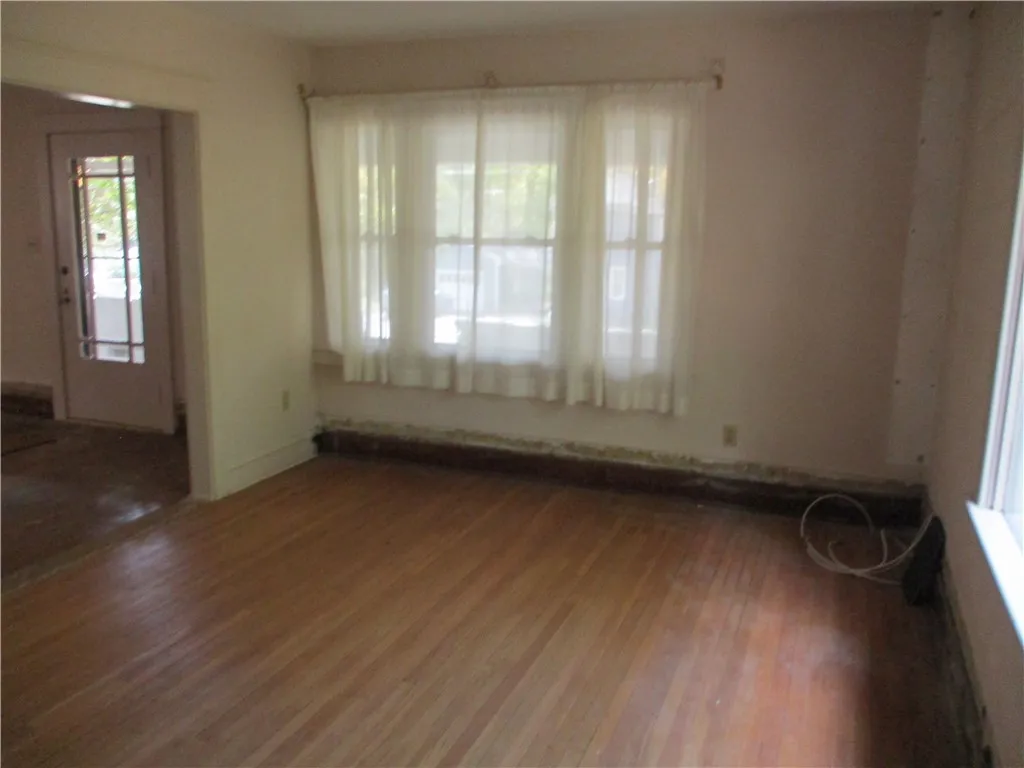 1848 Acorn Road, Elmira, New York 14905, Elmira, New York 14905, 4 Bedrooms Bedrooms, 9 Rooms Rooms,2 BathroomsBathrooms,Residential,For Sale,1848 Acorn Road, Elmira, New York 14905,0,R1640463