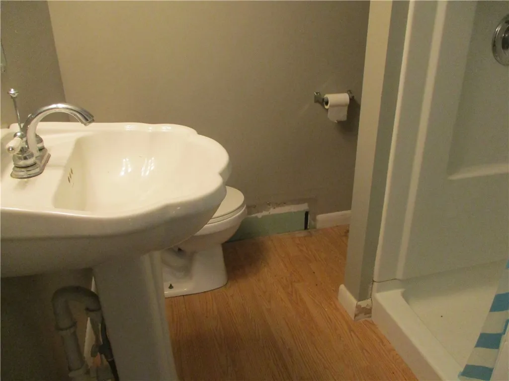 1848 Acorn Road, Elmira, New York 14905, Elmira, New York 14905, 4 Bedrooms Bedrooms, 9 Rooms Rooms,2 BathroomsBathrooms,Residential,For Sale,1848 Acorn Road, Elmira, New York 14905,0,R1640463