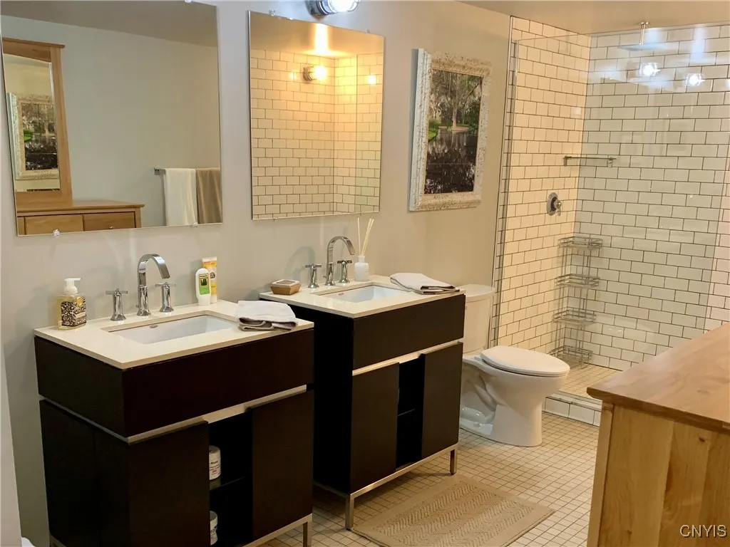 520 Seneca Street 401, Utica, New York 13502, Utica, New York 13502, 2 Bedrooms Bedrooms, 8 Rooms Rooms,2 BathroomsBathrooms,Residential Lease,For Rent,520 Seneca Street 401, Utica, New York 13502,0,S1641211