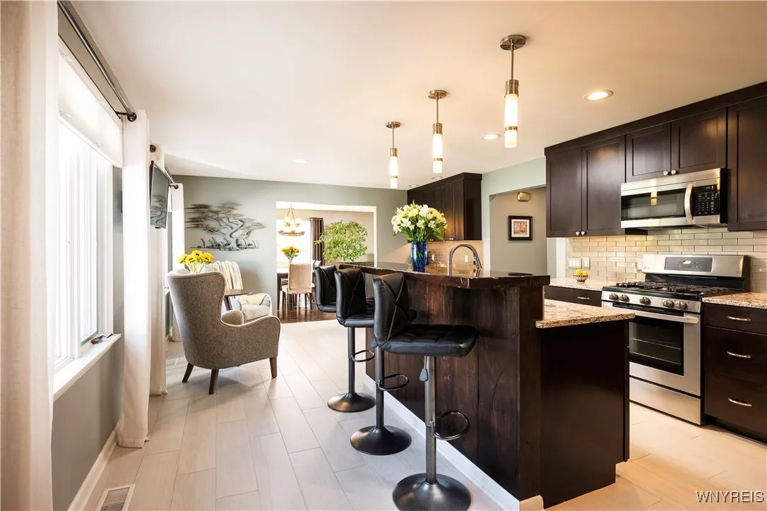 121 Pearl Avenue, Hamburg, New York 14219, Hamburg, New York 14219, 3 Bedrooms Bedrooms, 6 Rooms Rooms,2 BathroomsBathrooms,Residential,For Sale,121 Pearl Avenue, Hamburg, New York 14219,0,B1639620