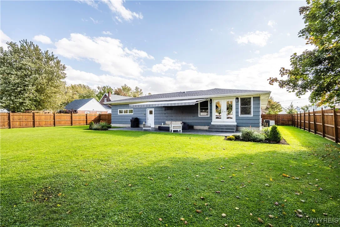 121 Pearl Avenue, Hamburg, New York 14219, Hamburg, New York 14219, 3 Bedrooms Bedrooms, 6 Rooms Rooms,2 BathroomsBathrooms,Residential,For Sale,121 Pearl Avenue, Hamburg, New York 14219,0,B1639620