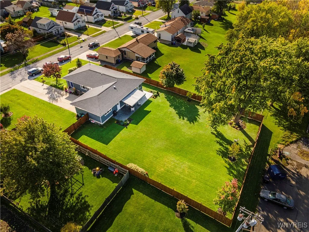 121 Pearl Avenue, Hamburg, New York 14219, Hamburg, New York 14219, 3 Bedrooms Bedrooms, 6 Rooms Rooms,2 BathroomsBathrooms,Residential,For Sale,121 Pearl Avenue, Hamburg, New York 14219,0,B1639620