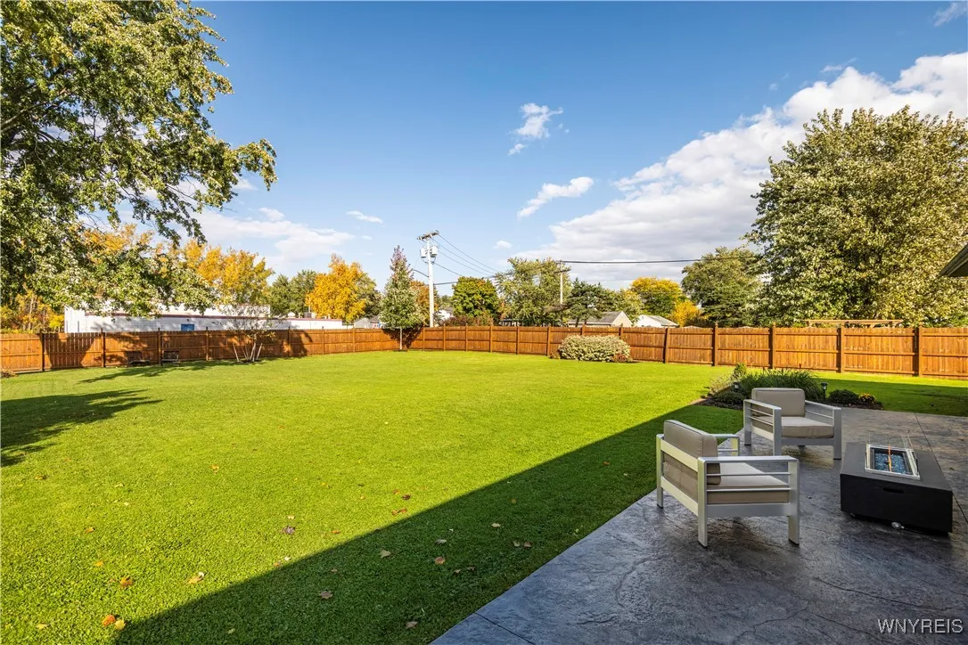 121 Pearl Avenue, Hamburg, New York 14219, Hamburg, New York 14219, 3 Bedrooms Bedrooms, 6 Rooms Rooms,2 BathroomsBathrooms,Residential,For Sale,121 Pearl Avenue, Hamburg, New York 14219,0,B1639620