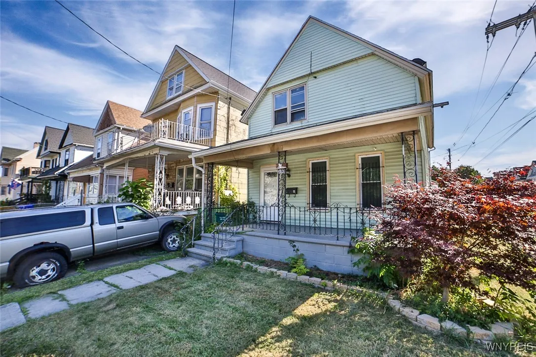 187 Herkimer Street, Buffalo, New York 14213, Buffalo, New York 14213, 3 Bedrooms Bedrooms, 8 Rooms Rooms,1 BathroomBathrooms,Residential,For Sale,187 Herkimer Street, Buffalo, New York 14213,0,B1641323