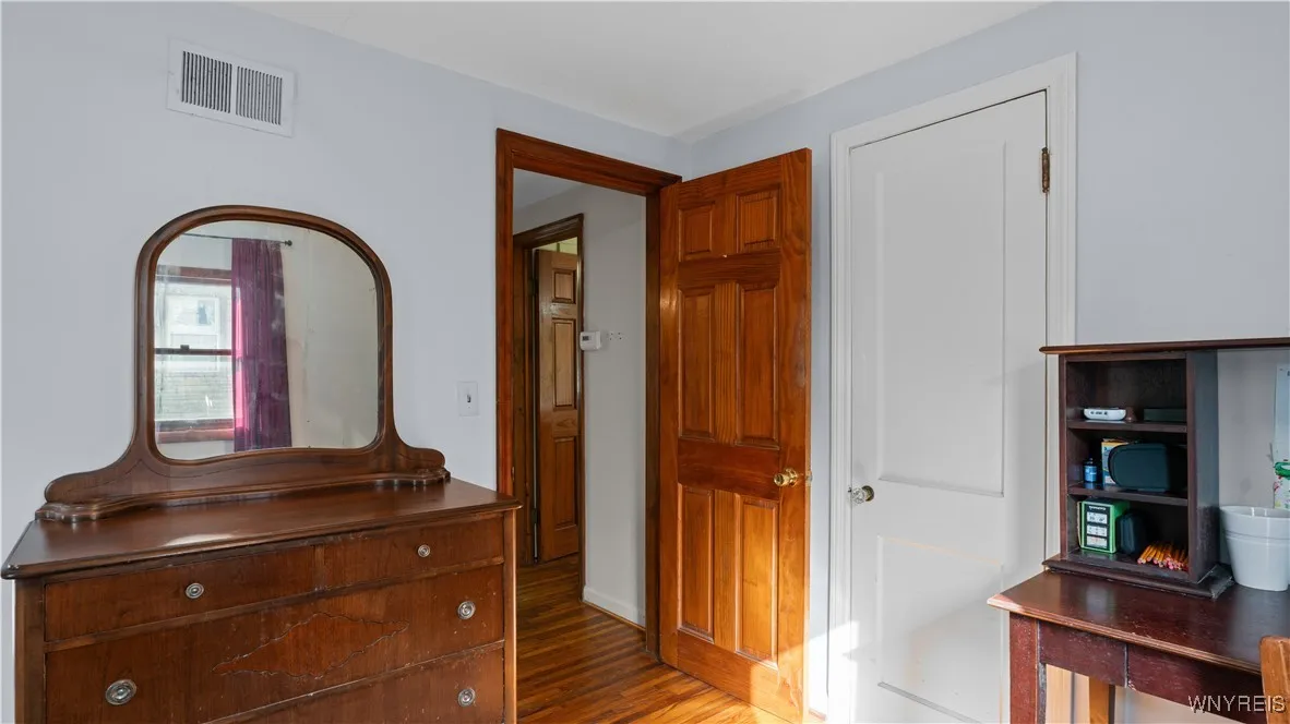 89 East Center Road, West Seneca, New York 14224, West Seneca, New York 14224, 3 Bedrooms Bedrooms, 6 Rooms Rooms,1 BathroomBathrooms,Residential,Closed,89 East Center Road, West Seneca, New York 14224,0,B1640466