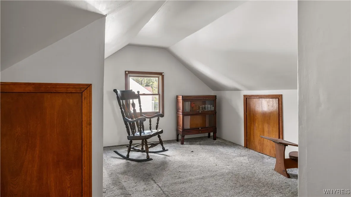 Bedroom 3 (2nd floor)