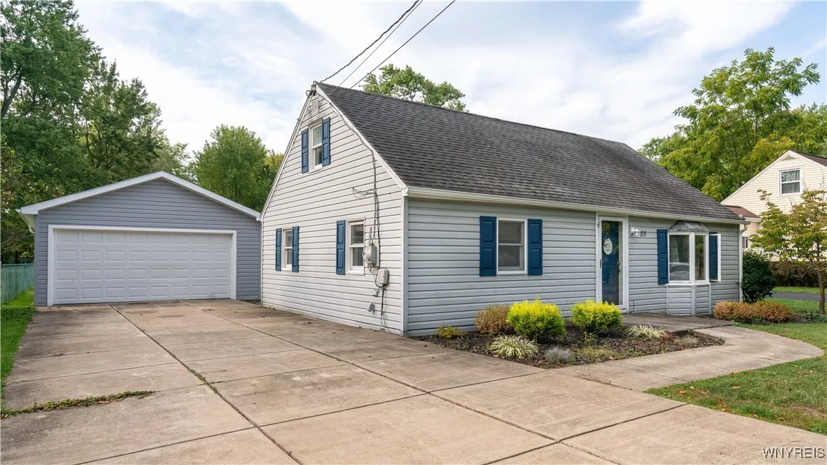 89 East Center Road, West Seneca, New York 14224, West Seneca, New York 14224, 3 Bedrooms Bedrooms, 6 Rooms Rooms,1 BathroomBathrooms,Residential,Closed,89 East Center Road, West Seneca, New York 14224,0,B1640466