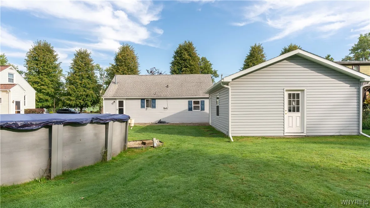 89 East Center Road, West Seneca, New York 14224, West Seneca, New York 14224, 3 Bedrooms Bedrooms, 6 Rooms Rooms,1 BathroomBathrooms,Residential,Closed,89 East Center Road, West Seneca, New York 14224,0,B1640466
