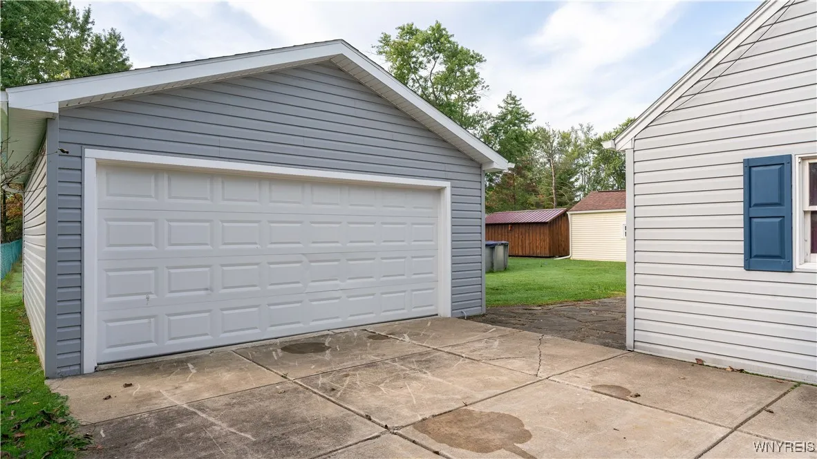 89 East Center Road, West Seneca, New York 14224, West Seneca, New York 14224, 3 Bedrooms Bedrooms, 6 Rooms Rooms,1 BathroomBathrooms,Residential,Closed,89 East Center Road, West Seneca, New York 14224,0,B1640466