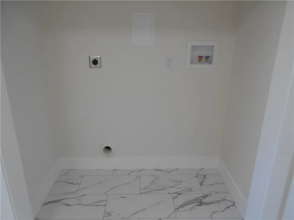 6 Stryker Avenue, Owasco, New York 13021, Owasco, New York 13021, 2 Bedrooms Bedrooms, 7 Rooms Rooms,2 BathroomsBathrooms,Residential,For Sale,6 Stryker Avenue, Owasco, New York 13021,0,R1641337